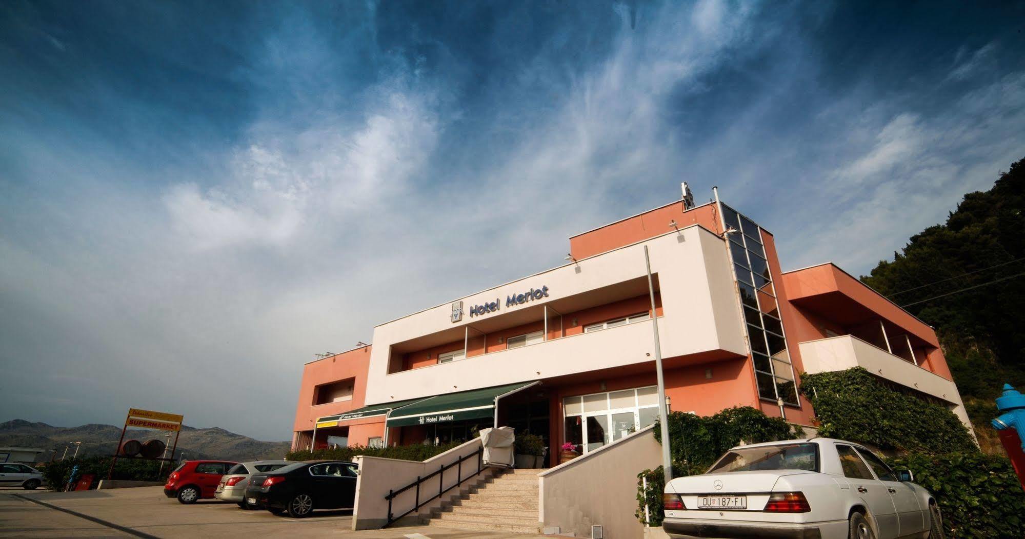 Hotel Merlot Opuzen  Exterior foto